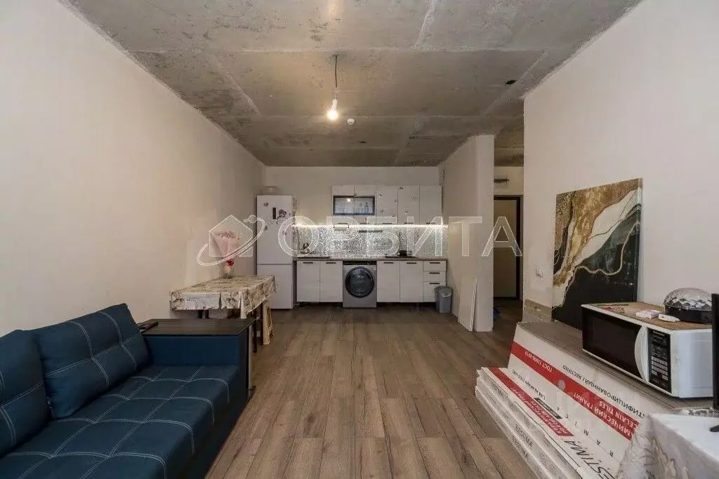 2-к кв. Тюменская область, Тюмень Рощино мкр, ул. Александра ... - Фото 1