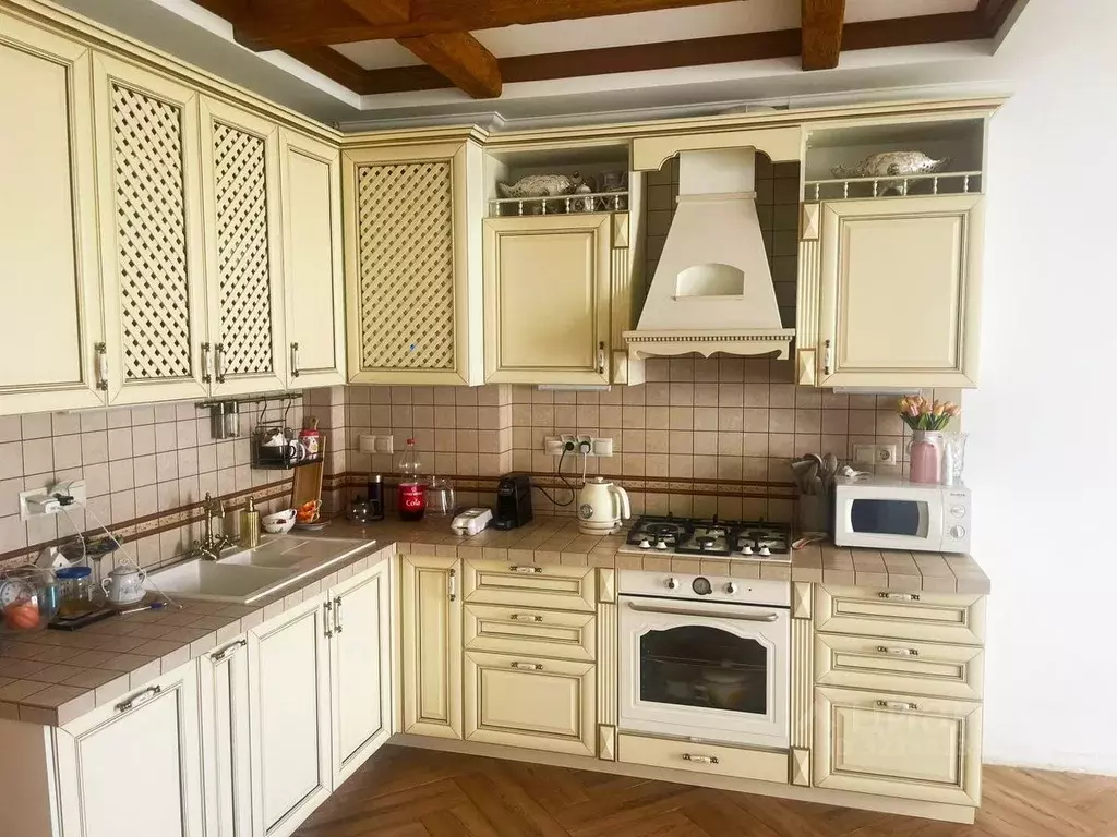 3-к кв. Волгоградская область, Волгоград ул. Тюленева, 11 (75.0 м) - Фото 2