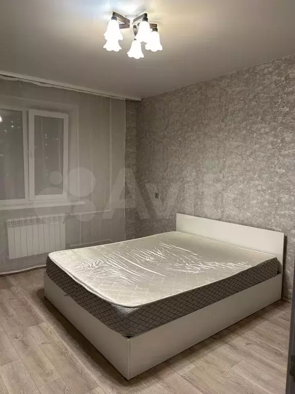1-к. квартира, 33 м, 4/10 эт. - Фото 0