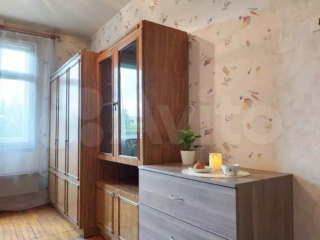 Комната 14 м в 3-к., 4/9 эт. - Фото 1