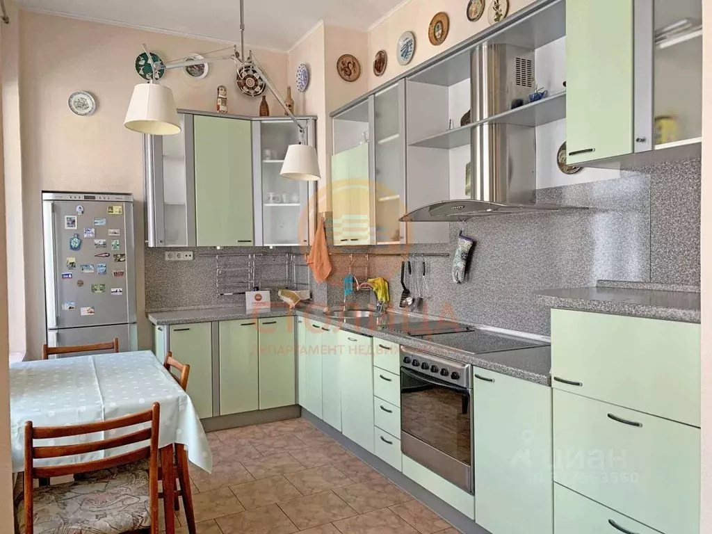 3-к кв. Москва ул. Макаренко, 1/19 (82.0 м) - Фото 1