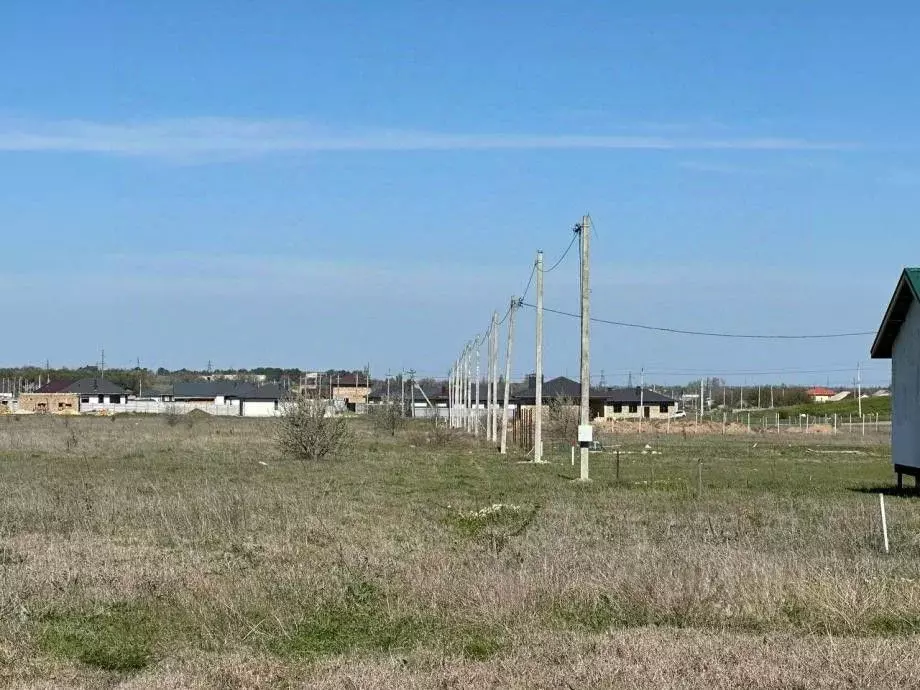 Участок в Крым, Симферопольский район, с. Урожайное ул. Сергея ... - Фото 2