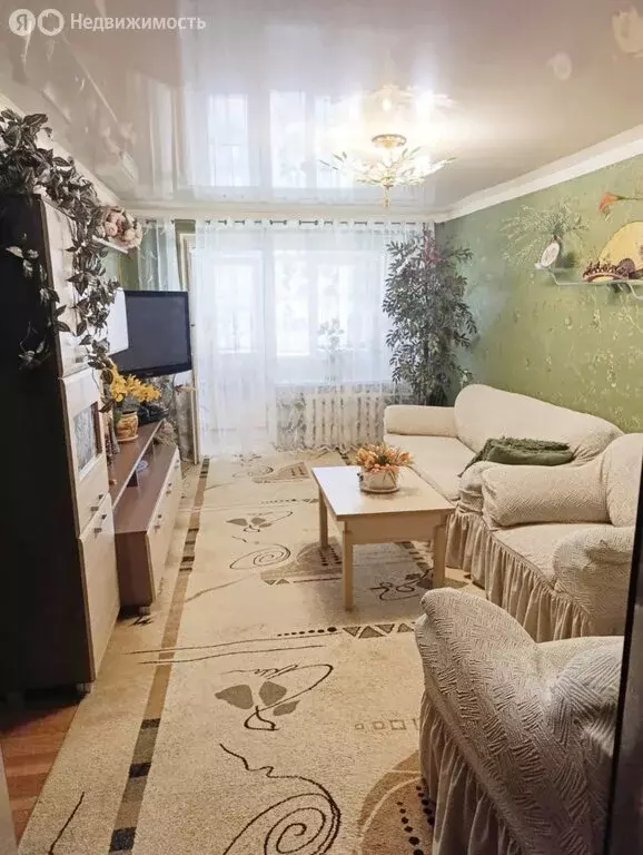 3-комнатная квартира: Сальск, улица Крупской, 4 (59.7 м) - Фото 0