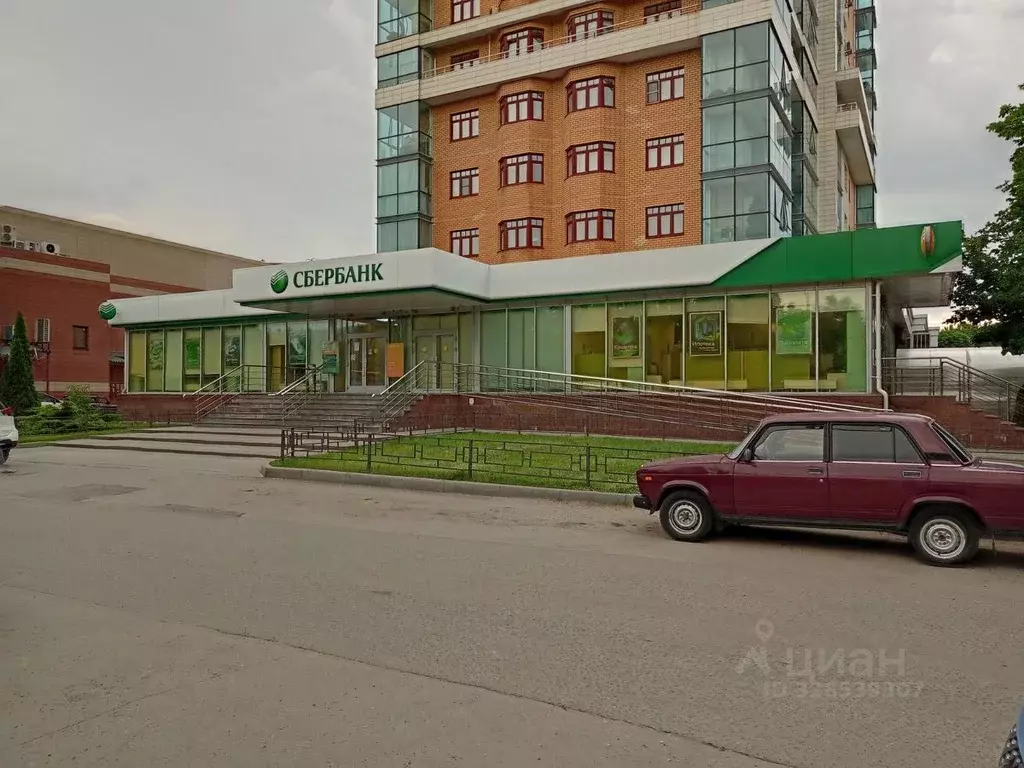 Помещение свободного назначения в Тульская область, Тула просп. ... - Фото 1