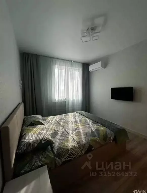 2-к кв. Краснодарский край, Новороссийск ул. Котанова, 4 (54.0 м) - Фото 0