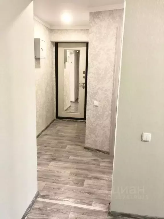 3-к кв. Крым, Красноперекопск 8-й мкр, 13 (63.0 м) - Фото 0