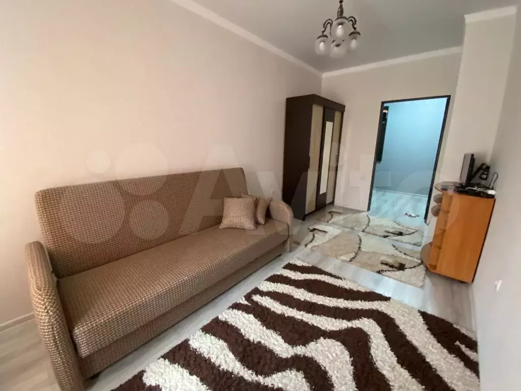 1-к. квартира, 38 м, 2/2 эт. - Фото 1