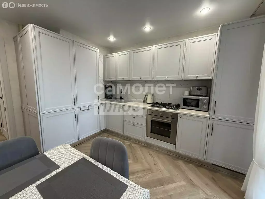 1-комнатная квартира: Смоленск, улица Гарабурды, 25А (43 м) - Фото 2