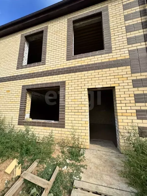 Таунхаус в Калмыкия, Элиста ул. Хомутникова, 112А (51 м) - Фото 1