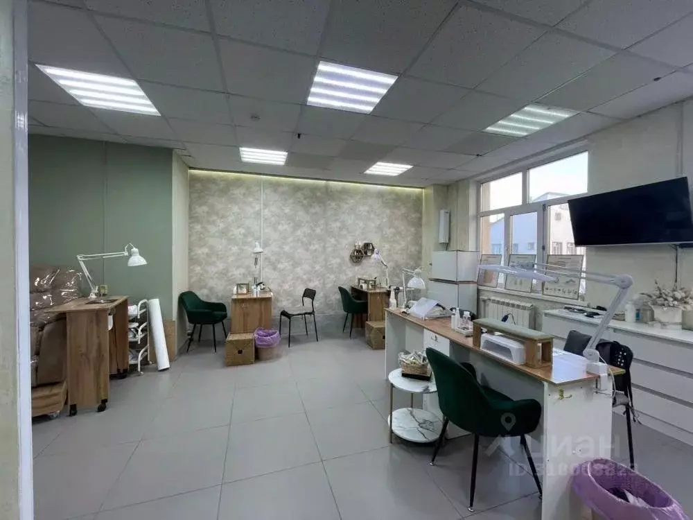 Офис в Саха (Якутия), Якутск ул. Петровского, 12/1 (55 м) - Фото 1