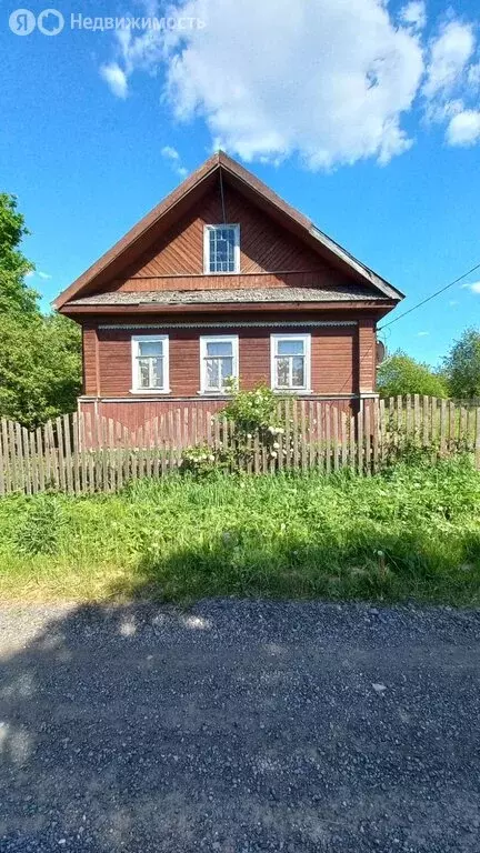 Дом в Маловишерский район, Бургинское сельское поселение, деревня ... - Фото 0