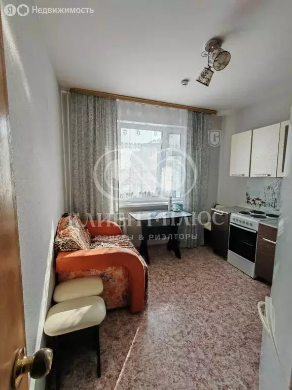 1-комнатная квартира: Южно-Сахалинск, Украинская улица, 111 (33 м) - Фото 2