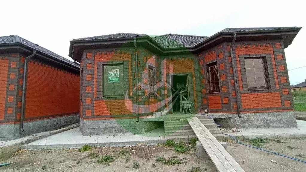 Дом в Ставропольский край, Ессентуки ул. Имени Рыбникова, 34 (130 м) - Фото 0