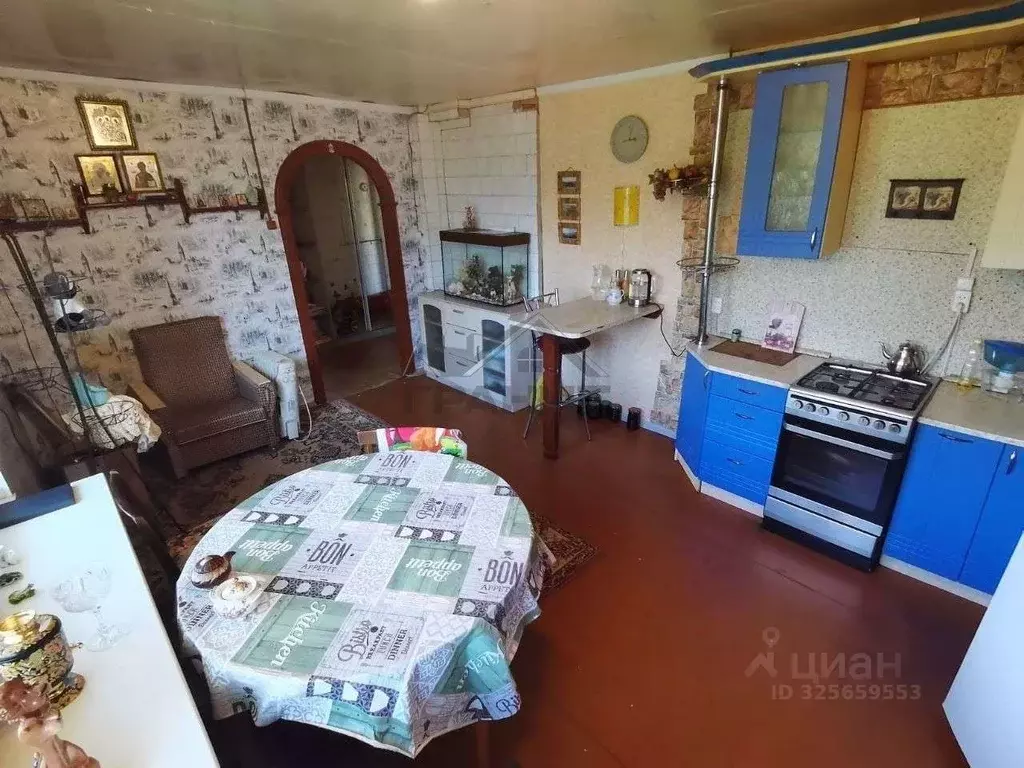 Дом в Новгородская область, Крестцы рп ул. Ставского, 13 (64 м) - Фото 1