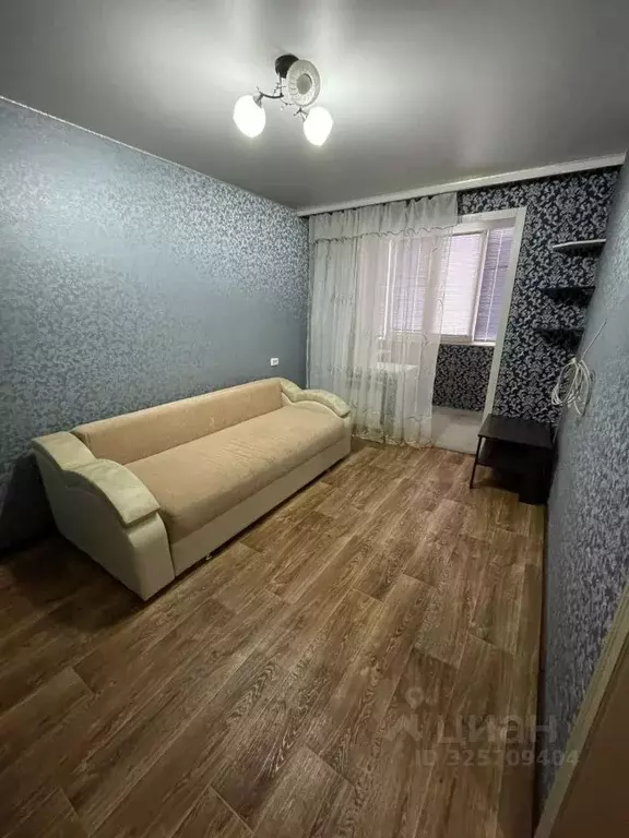 1-к кв. Хакасия, Абакан Торговая ул., 10 (30.0 м) - Фото 2