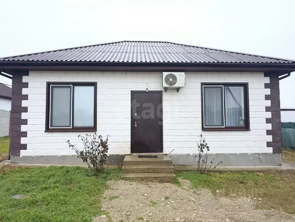 Дом в Крым, Симферопольский район, Родниковское с/пос, Олимпийский кп ... - Фото 1