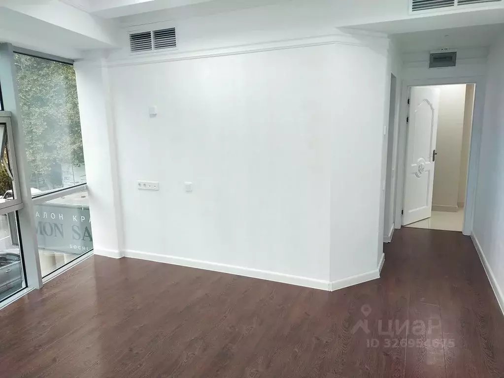 Офис в Краснодарский край, Сочи Центральный мкр, ул. Навагинская, 13к1 ... - Фото 2