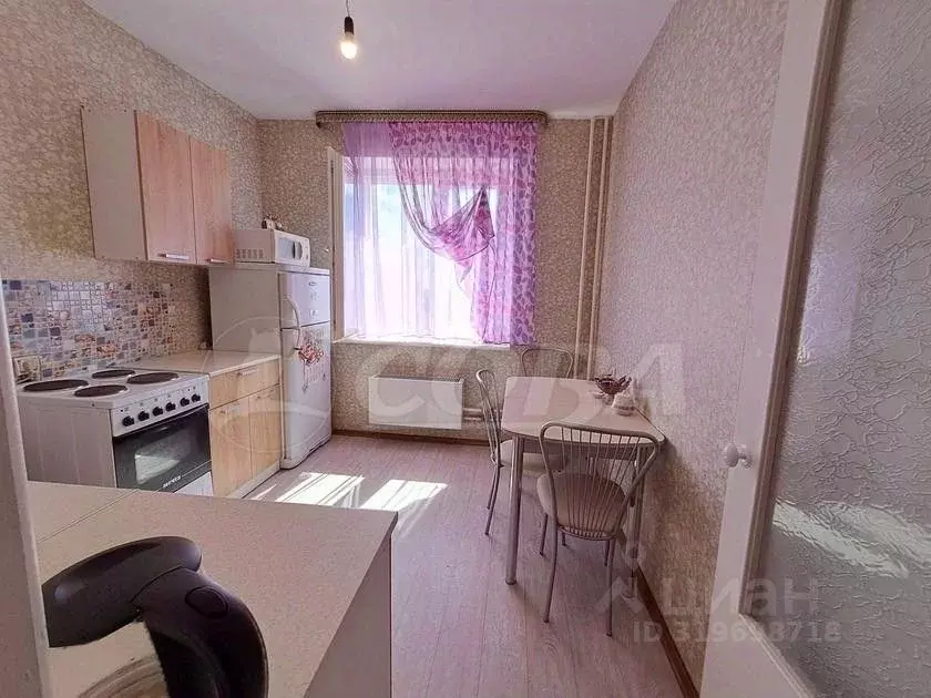 1-к кв. Тюменская область, Тобольск Центральный мкр, 22 (41.0 м) - Фото 0