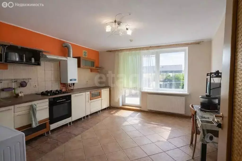 3-комнатная квартира: Калининград, улица Партизана Железняка, 19 (88.5 ... - Фото 1