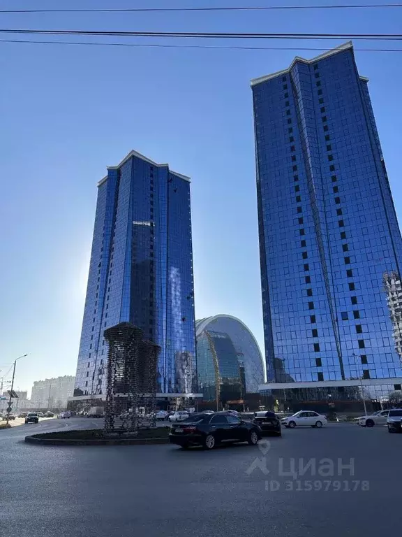 4-к кв. Чеченская республика, Грозный ул. Шейха Али Митаева, 5 (135.0 ... - Фото 1