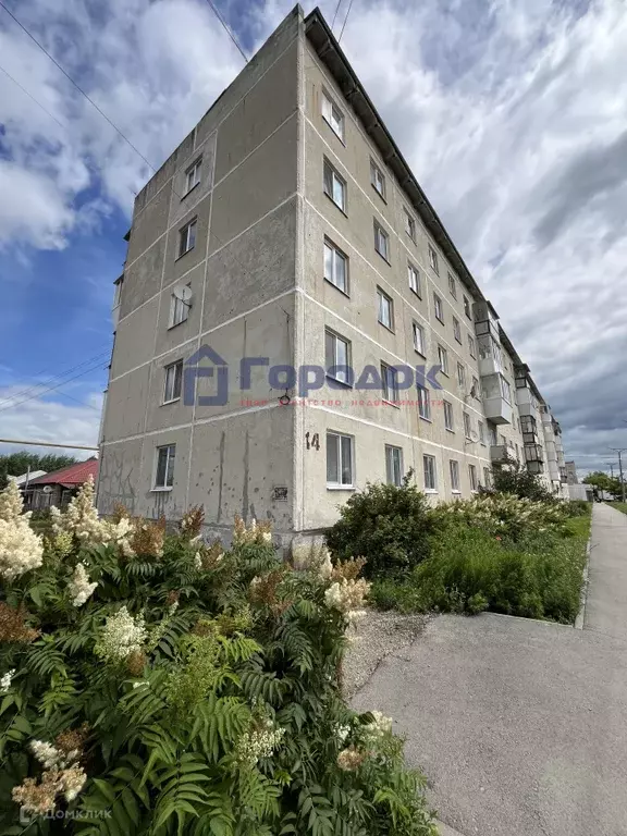Продаётся 4-к квартира, 57.9 м - Фото 0