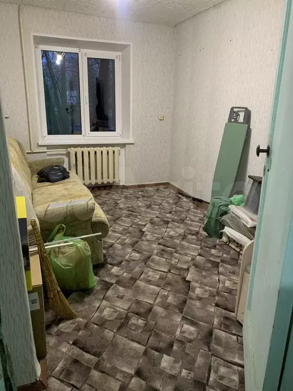 Комната 23,7 м в 5-к., 1/5 эт. - Фото 0