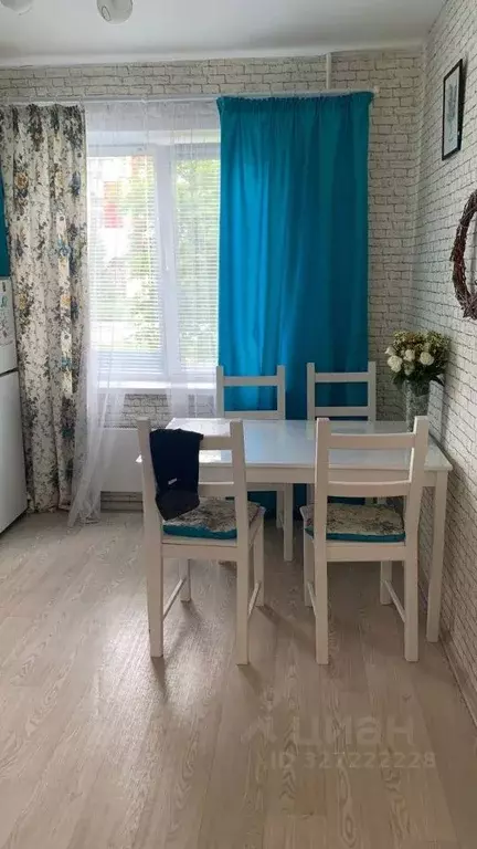 2-к кв. Кемеровская область, Новокузнецк ул. Франкфурта, 14 (56.6 м) - Фото 2