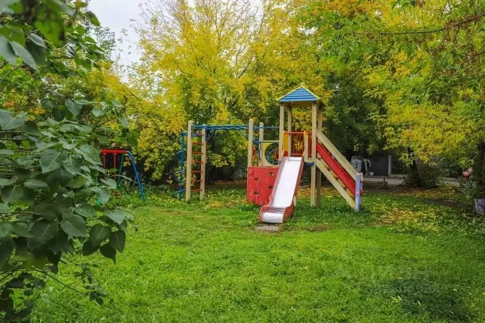 3-к кв. Иркутская область, Иркутск ул. Богдана Хмельницкого, 33 (82.1 ... - Фото 2