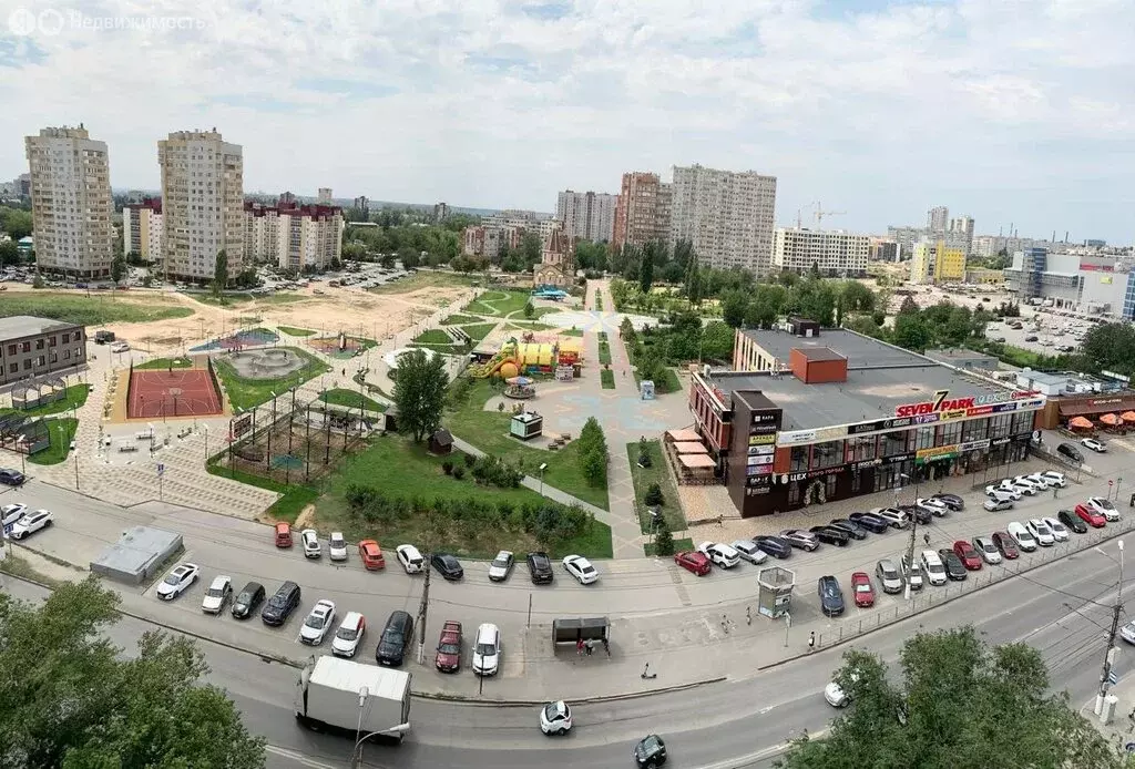 1-комнатная квартира: Волгоград, район Семь Ветров, бульвар 30-летия ... - Фото 0