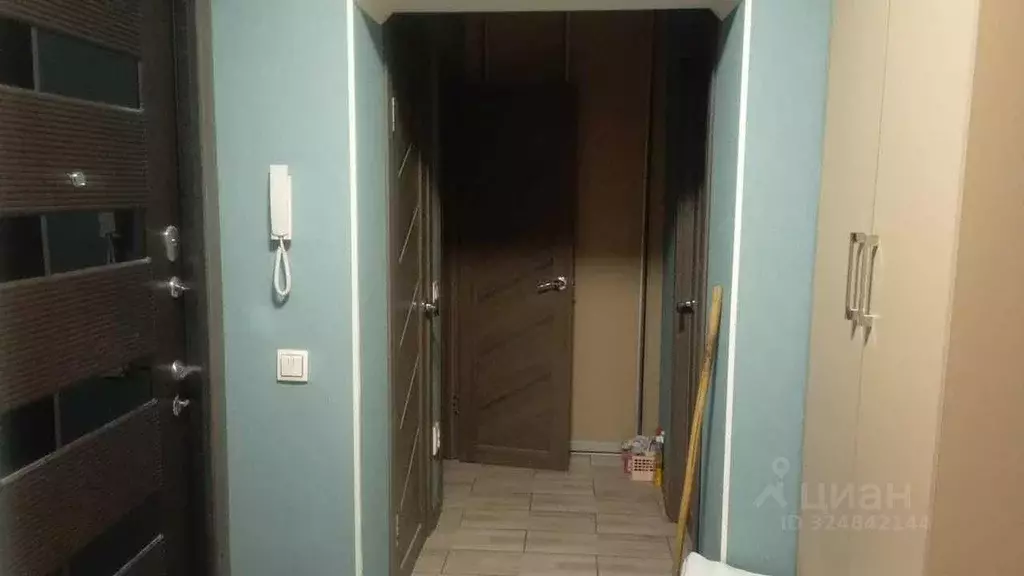 2-к кв. Саха (Якутия), Якутск ул. Петровского, 23 (49.0 м) - Фото 1