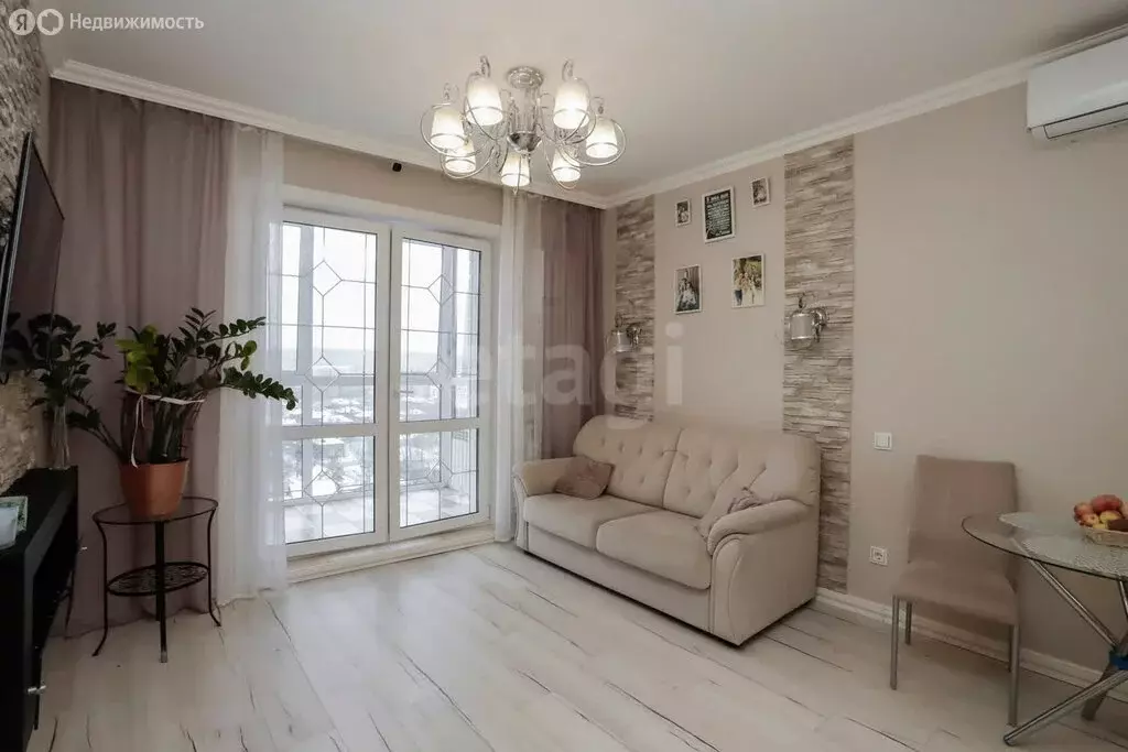 3-комнатная квартира: Иркутск, Зимняя улица, 1/4 (62 м) - Фото 0
