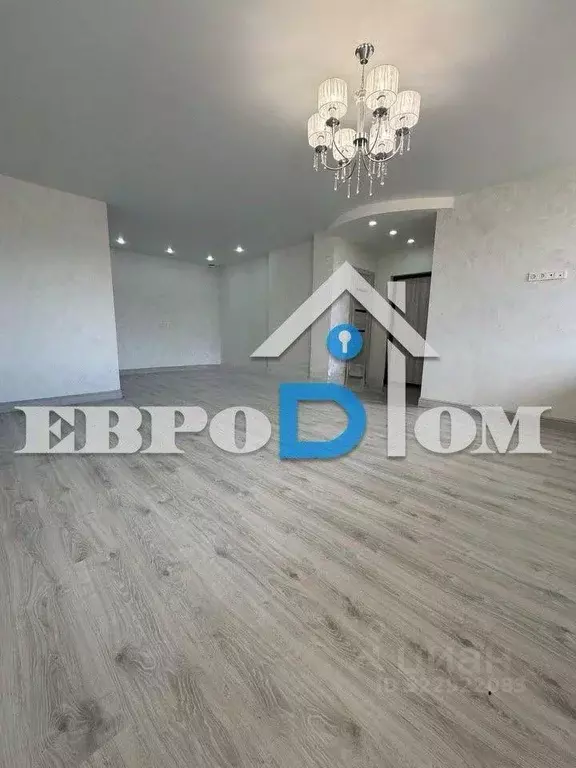 3-к кв. Омская область, Омск просп. Космический, 20к7 (76.0 м) - Фото 2