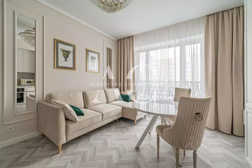 2-к кв. Свердловская область, Екатеринбург ул. Радищева, 24 (53.0 м) - Фото 1