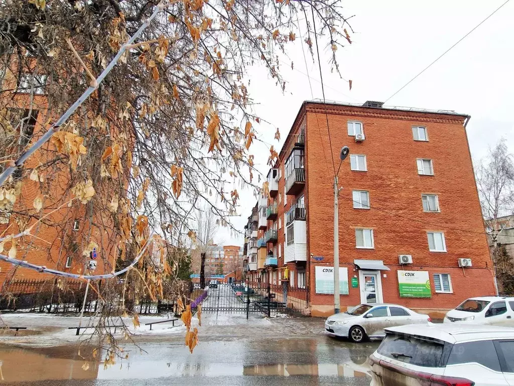 3-к кв. Омская область, Омск ул. Чкалова, 33 (56.0 м) - Фото 1