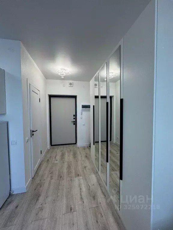 Студия Свердловская область, Екатеринбург ул. Монтерская, 8/2 (28.0 м) - Фото 1