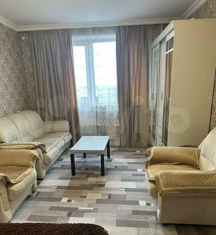 1-к. квартира, 40 м, 14/17 эт. - Фото 1
