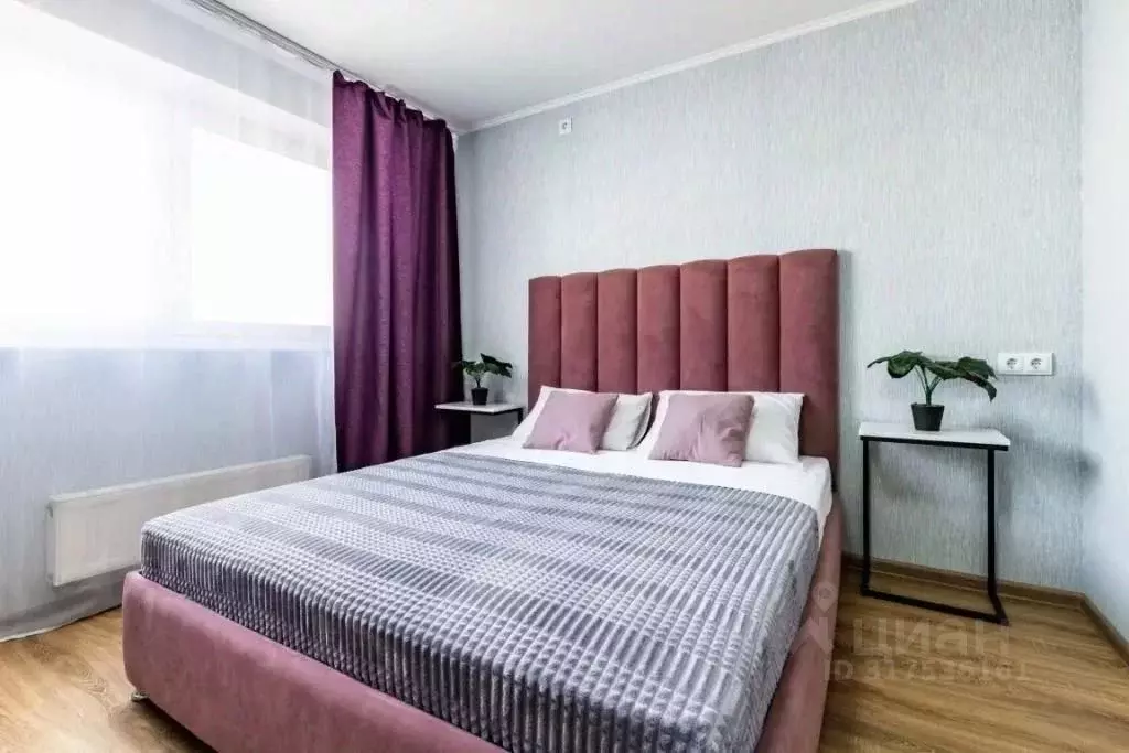 1-к кв. Свердловская область, Екатеринбург ул. Юмашева, 6 (30.0 м) - Фото 0