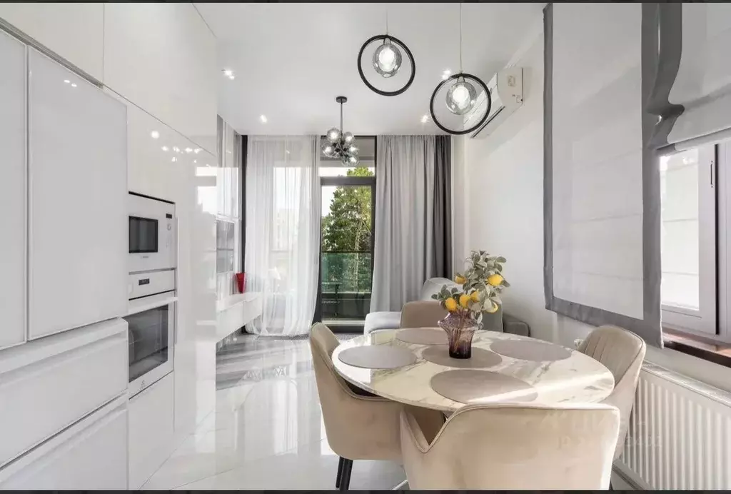 2-к кв. Краснодарский край, Сочи Светлана мкр, ул. Депутатская, 10Б/1 ... - Фото 0