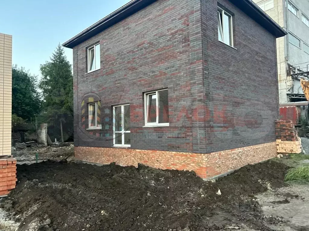 Дом в Ростовская область, Ростов-на-Дону Кузнечная ул., 84 (130 м) - Фото 1