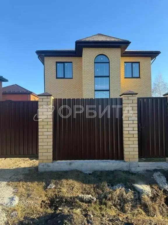 Дом в Тюменская область, Тюмень пер. Травный, 1А (170 м) - Фото 1