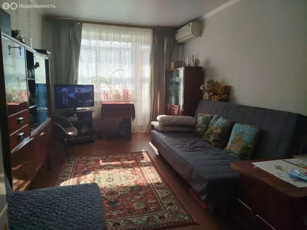 3-комнатная квартира: Каменск-Шахтинский, Украинская улица, 58 (59 м) - Фото 1