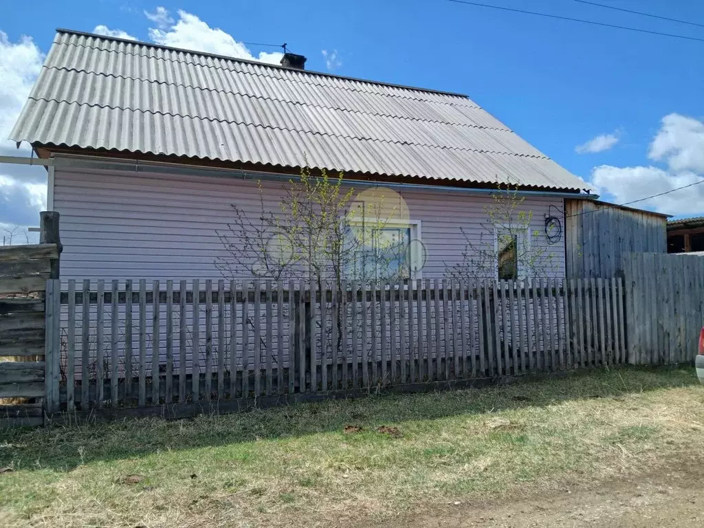 Дом в Иркутская область, Эхирит-Булагатский район, пос. Усть-Ордынский ... - Фото 0