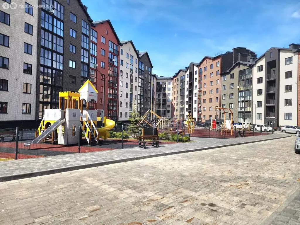 2-комнатная квартира: Пионерский, Октябрьская улица, 2к3 (52.1 м) - Фото 1