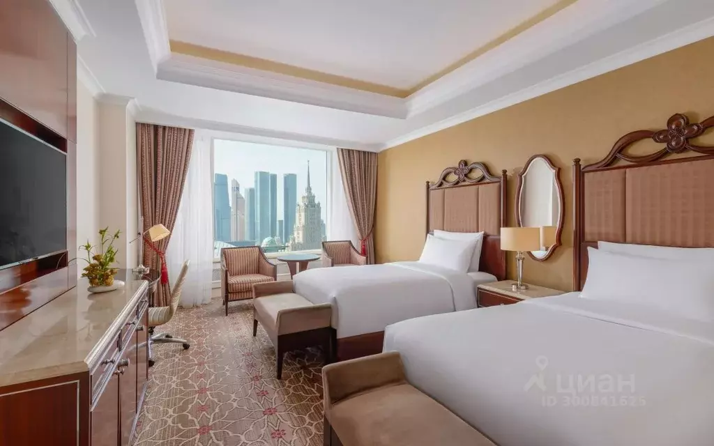 Комната Москва Новинский бул., 8С2 (42.0 м) - Фото 1