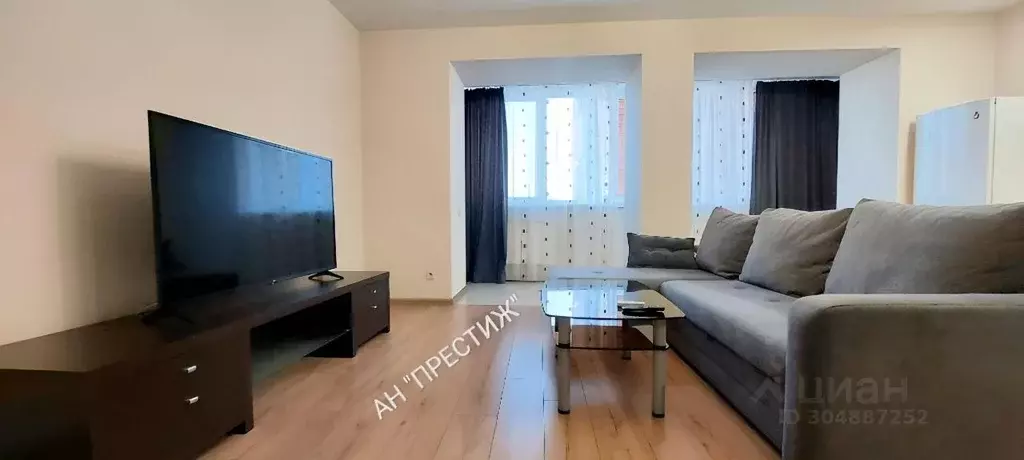 2-к кв. Башкортостан, Уфа ул. Пушкина, 82 (74.3 м) - Фото 1