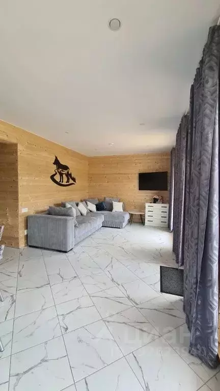 Дом в Карелия, Олонецкий район, с. Видлица ул. Десанта, 45 (80 м) - Фото 1