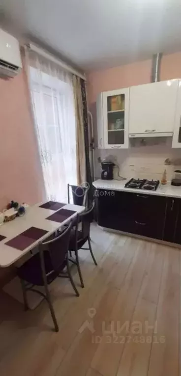 2-к кв. Волгоградская область, Волгоград ул. 70-летия Победы, 6 (55.0 ... - Фото 1