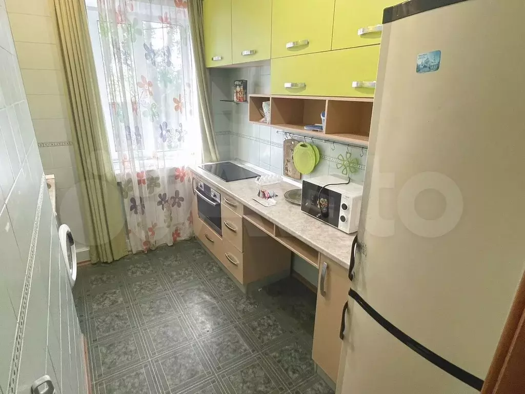 3-к. квартира, 55 м, 2/2 эт. - Фото 0