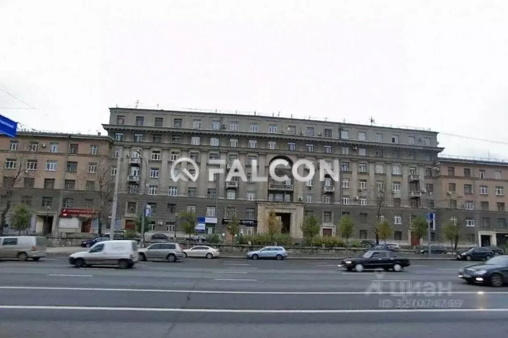Помещение свободного назначения в Москва Кутузовский просп., 33 (426 ... - Фото 1