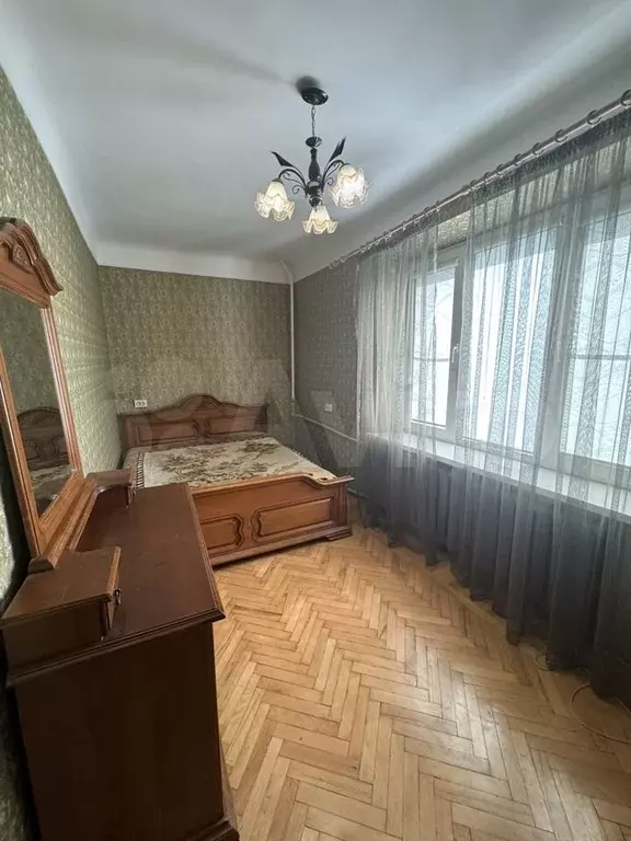 2-к. квартира, 60 м, 2/4 эт. - Фото 0